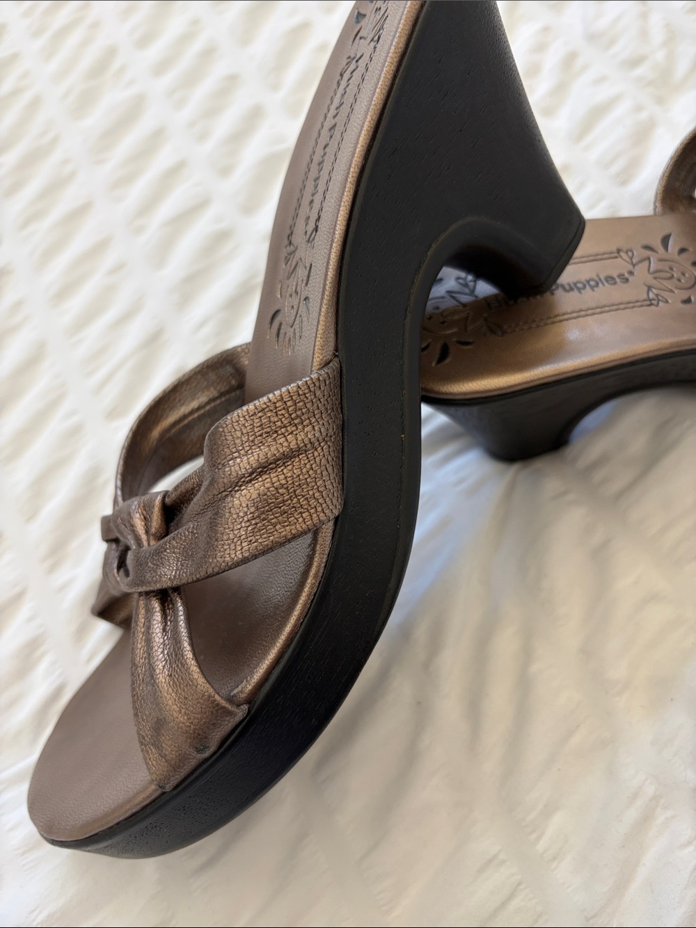Hush Puppies Metallic Bronze Knot Wedge Sandals